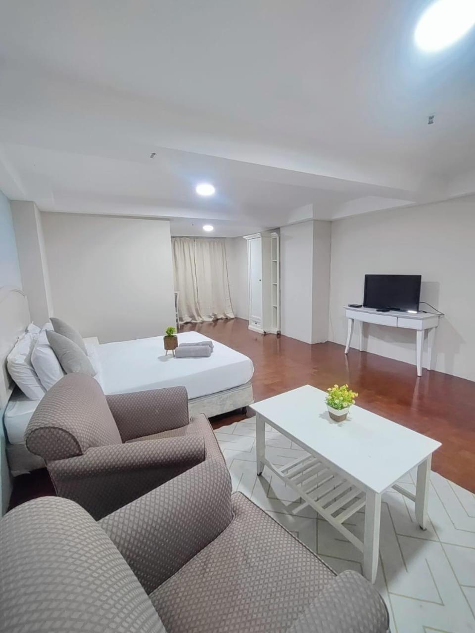 The Little Star Studio Hotel- Star Regency บรินชัง ภายนอก รูปภาพ